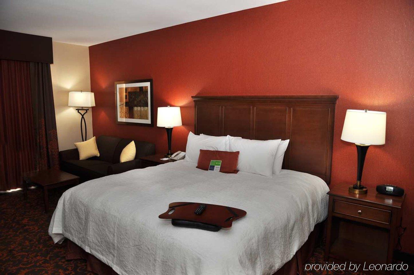 Hampton Inn By Hilton Edmonton South Room photo